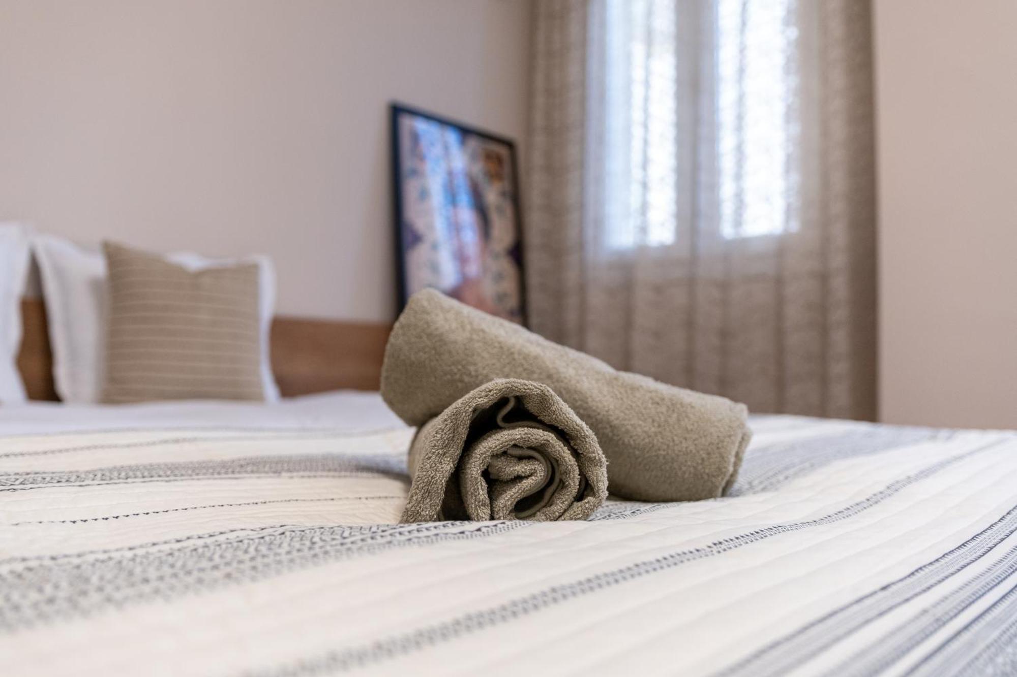 Modern & Elegant City Center Apartments 플로브디프 외부 사진